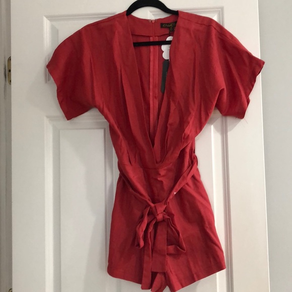 Adorable Red Romped NWT - Picture 2 of 3